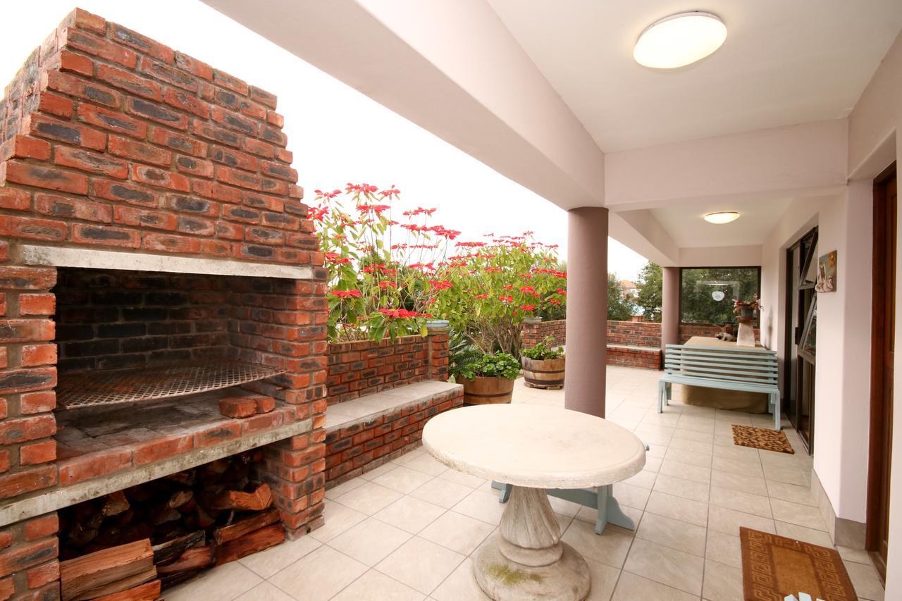 Rest Assured Stilbaai Apartment Luaran gambar
