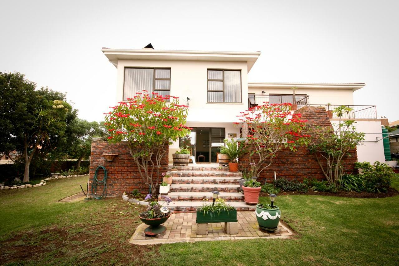 Rest Assured Stilbaai Apartment Luaran gambar