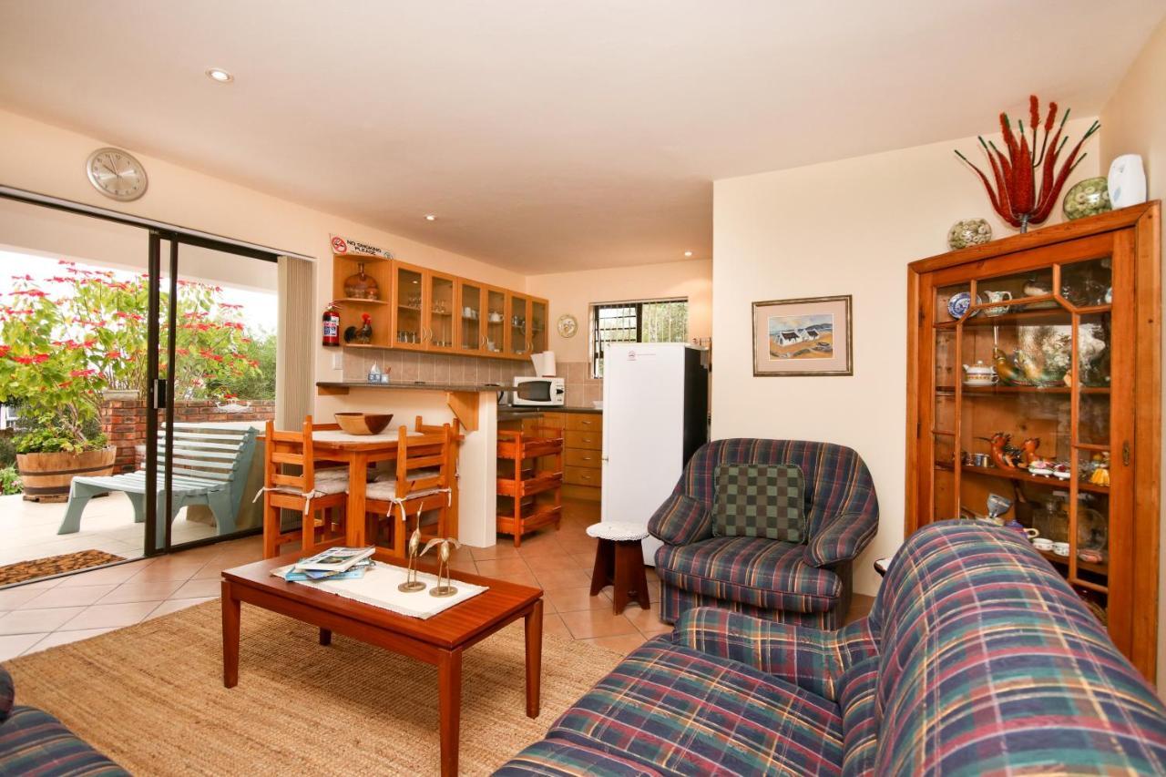 Rest Assured Stilbaai Apartment Luaran gambar